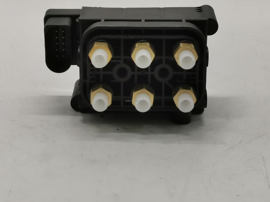 OE Standardowy blok zaworu zawieszenia powietrznego dla Audi Q7 4L 7P Porsche 955 958 Paramela 970