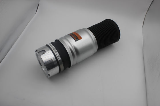 Przedni prawy amortyzator dla Porsche Cayenne 95834305113 95834305213 95834305212